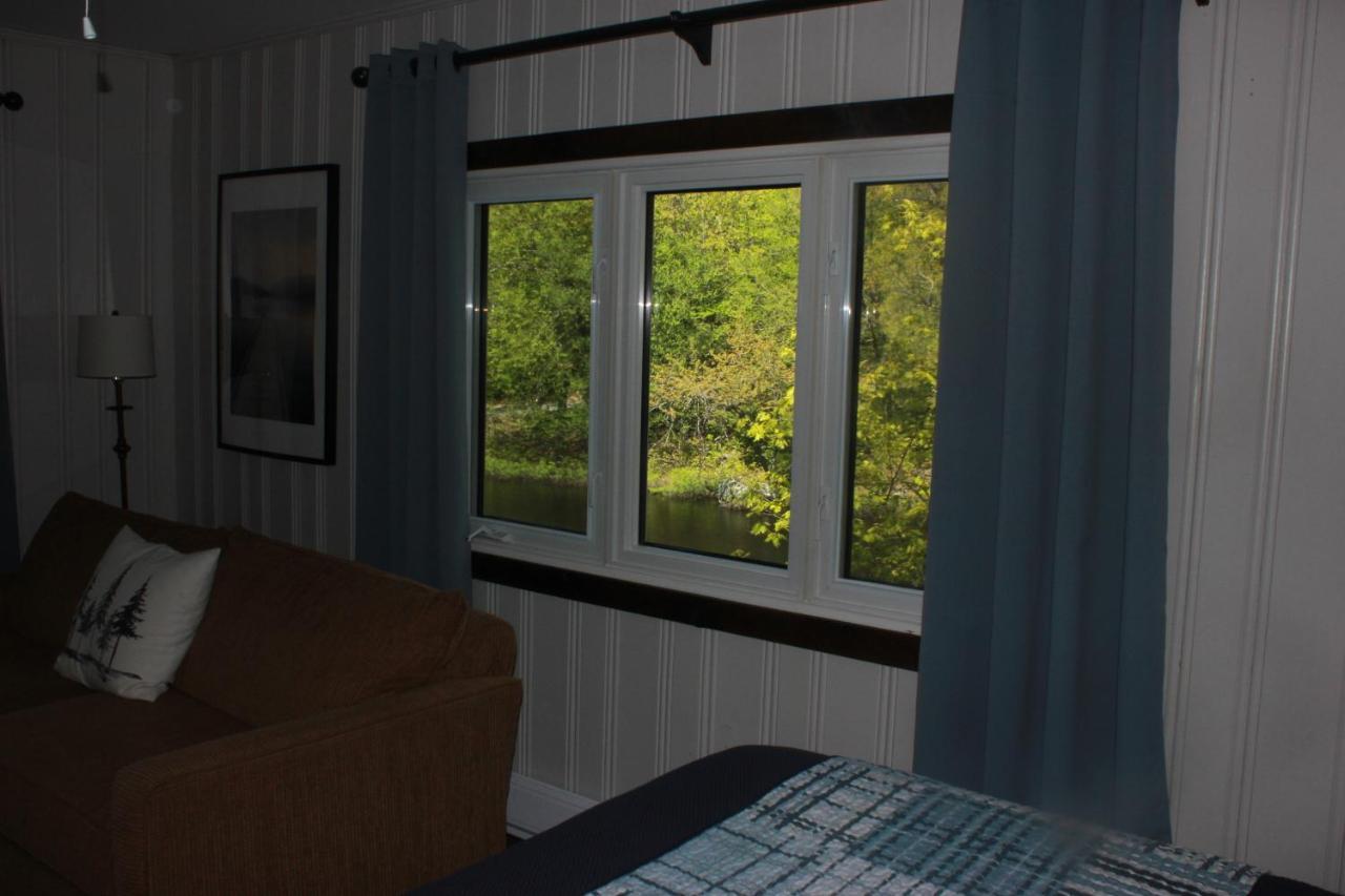 Trillium Resort & Spa Port Sydney Bagian luar foto